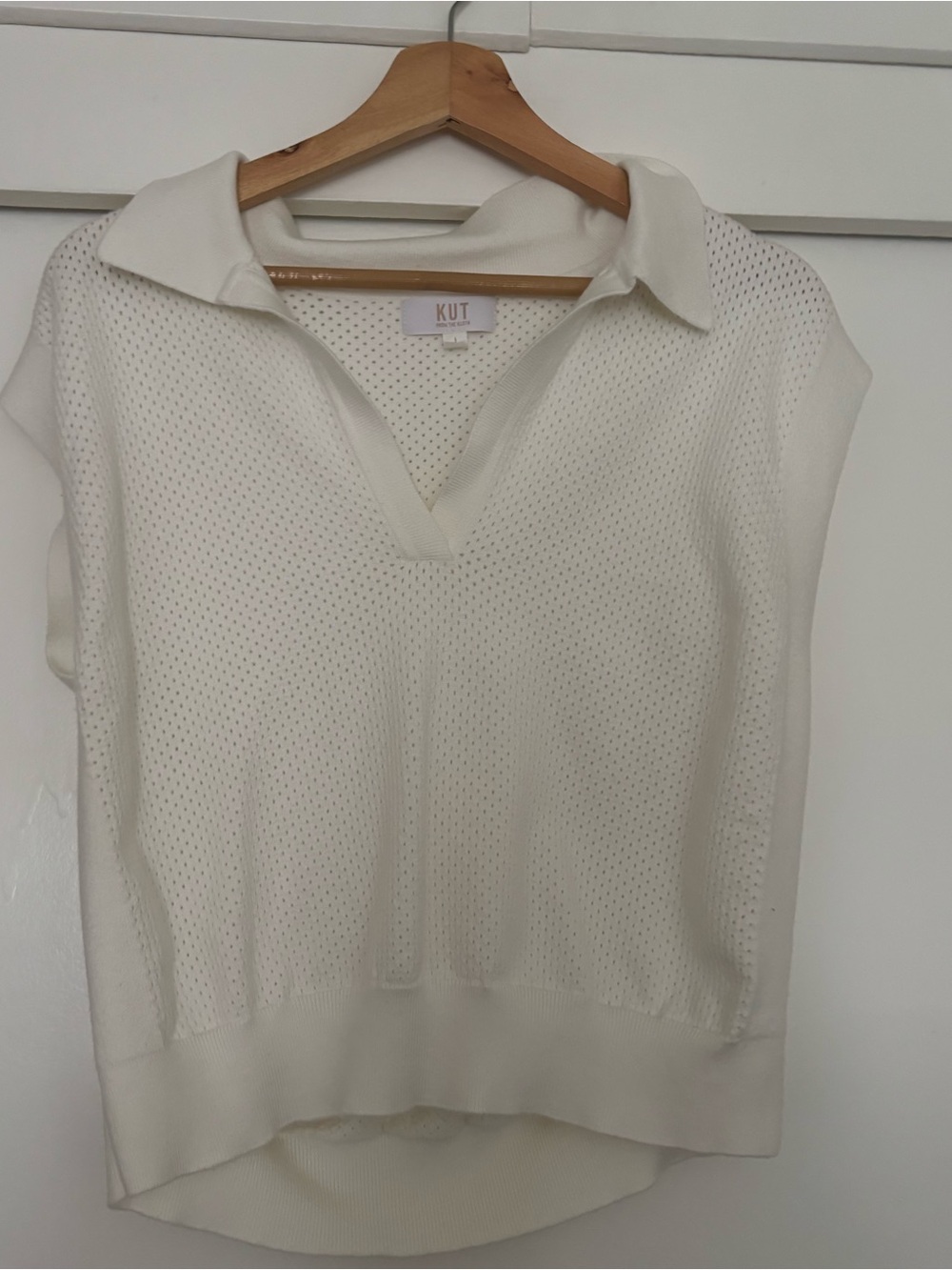 Kut from the Kloth Cream Sleeveless Knit Tank Size L